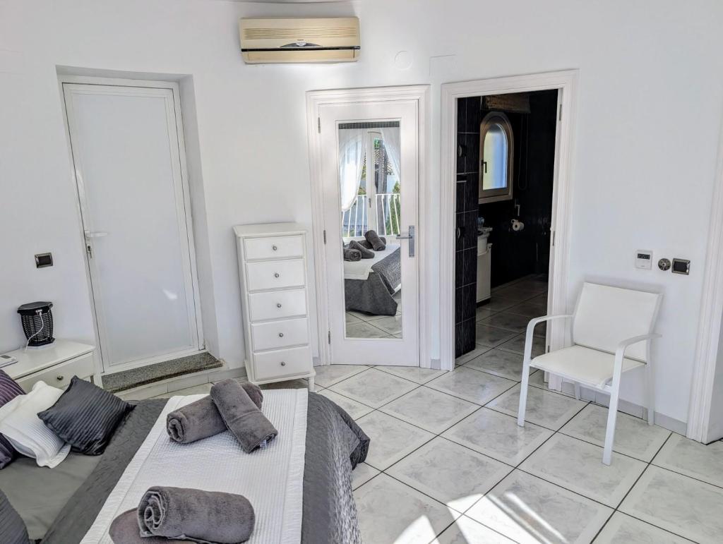 3 bed villas in Moraira