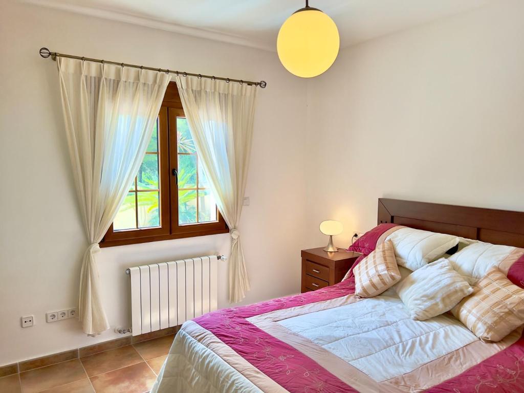 5 bed villa in Moraira