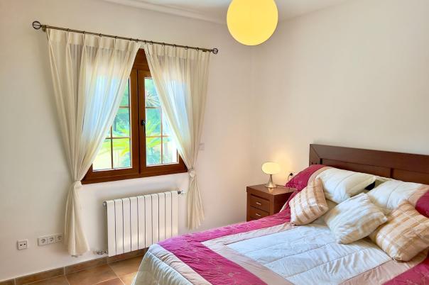5 bed villa in Moraira