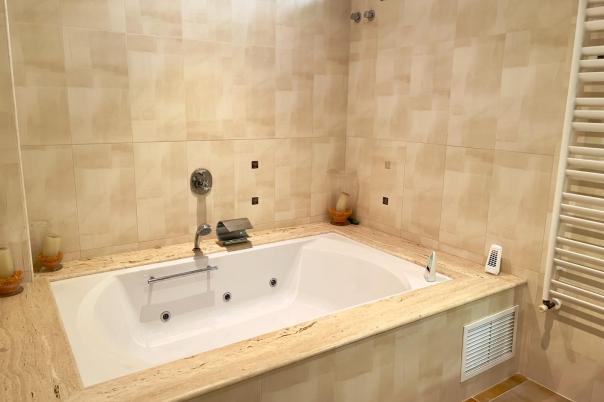 5 bed villa in Moraira