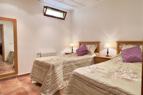5 bed villa in Moraira