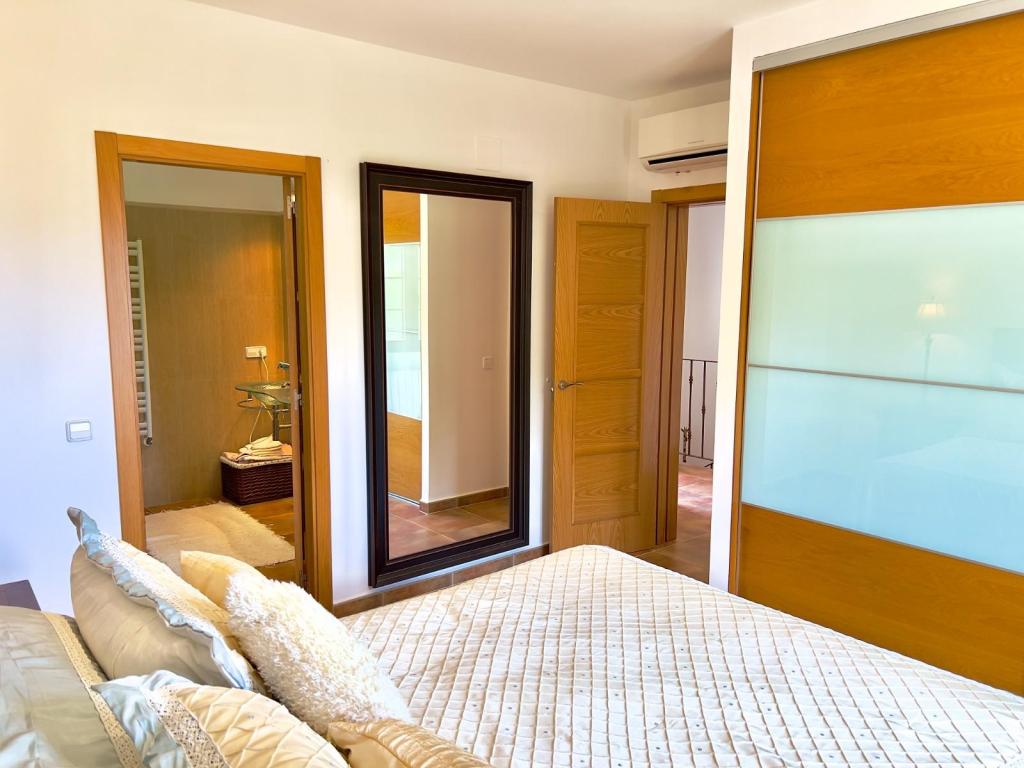 5 bed villa in Moraira