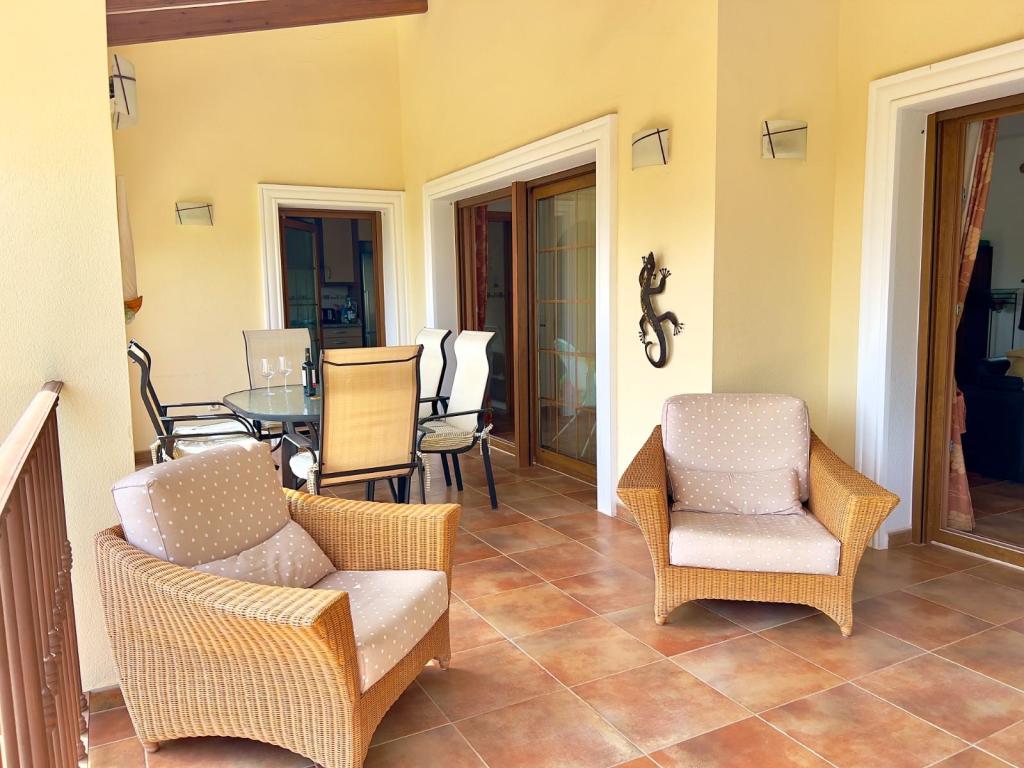 5 bed villa in Moraira