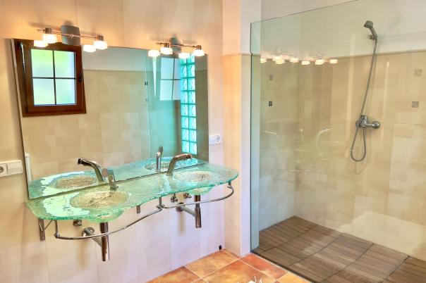 5 bed villa in Moraira