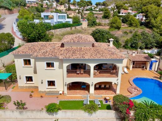 5 bed villa in Moraira