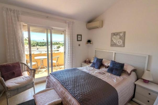 2 bed apartment in Javea