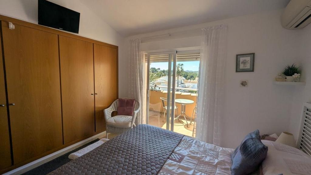 2 bed apartment in Javea