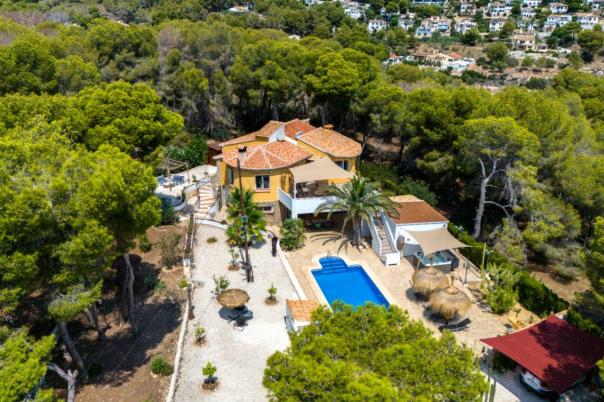 4 bed villa in Benissa