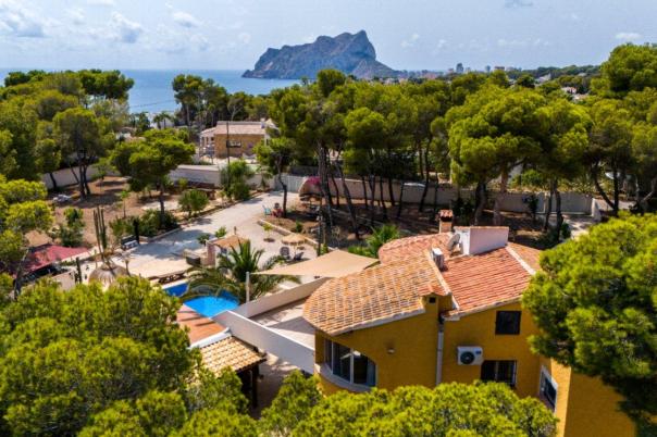 4 bed villa in Benissa