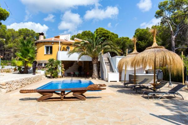 4 bed villa in Benissa