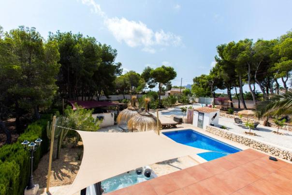 4 bed villa in Benissa
