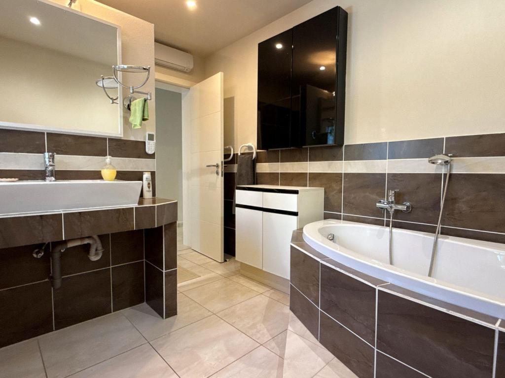 5 bed villa in Benissa
