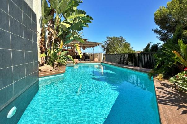 5 bed villa in Benissa