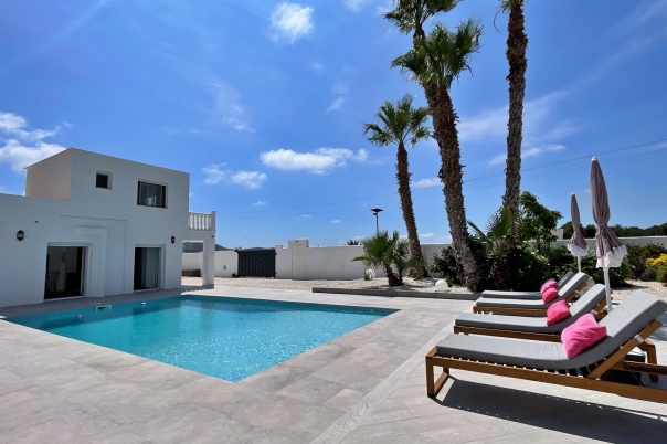 4 bed villa in Moraira