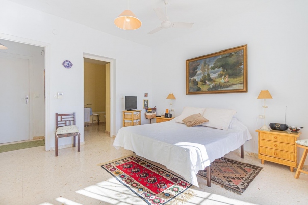 5 bed villa in Altea