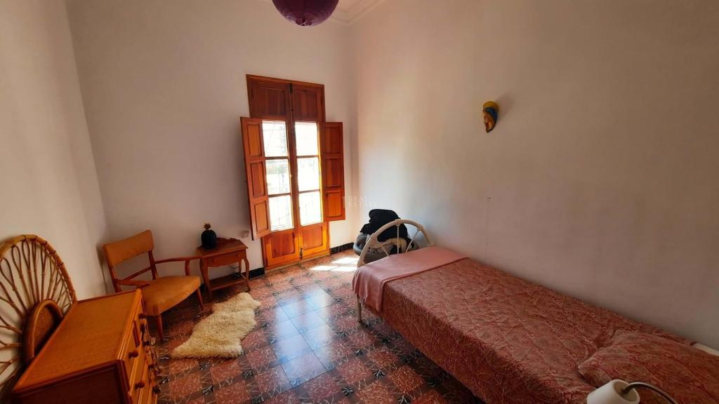 8 bed townhouse in Sanet y Negrals