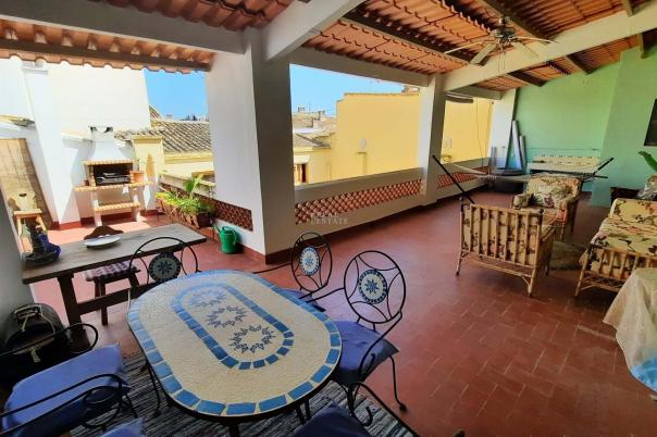 8 bed townhouse in Sanet y Negrals