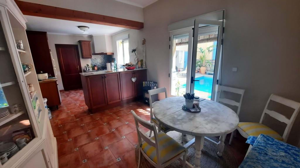 8 bed townhouse in Sanet y Negrals