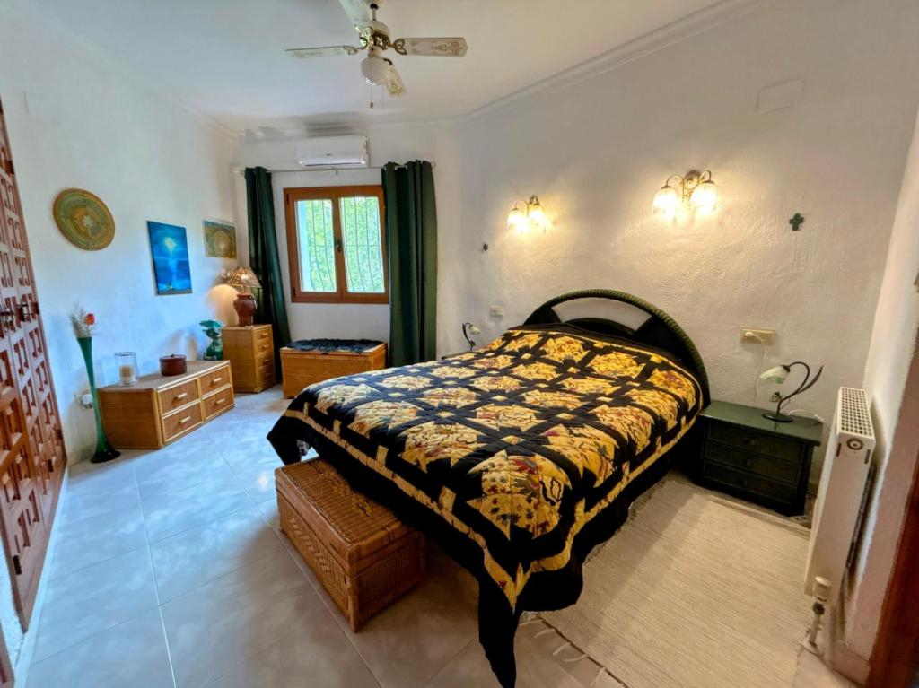 4 bed villa in Jalón
