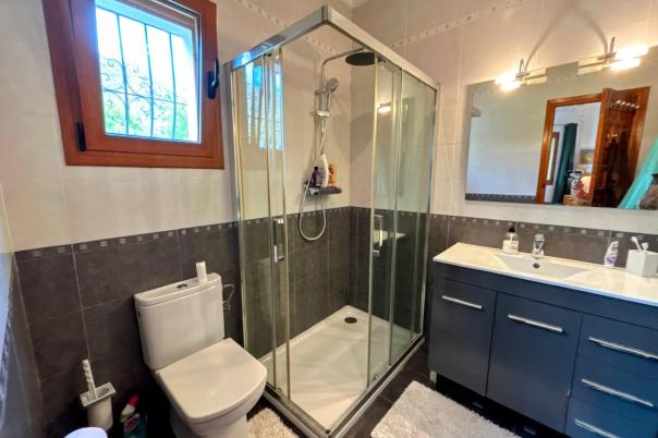4 bed villa in Jalón