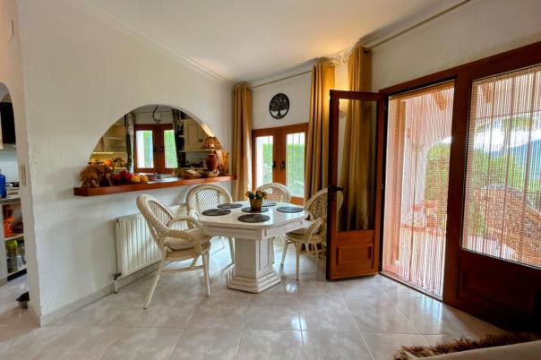 4 bed villa in Jalón