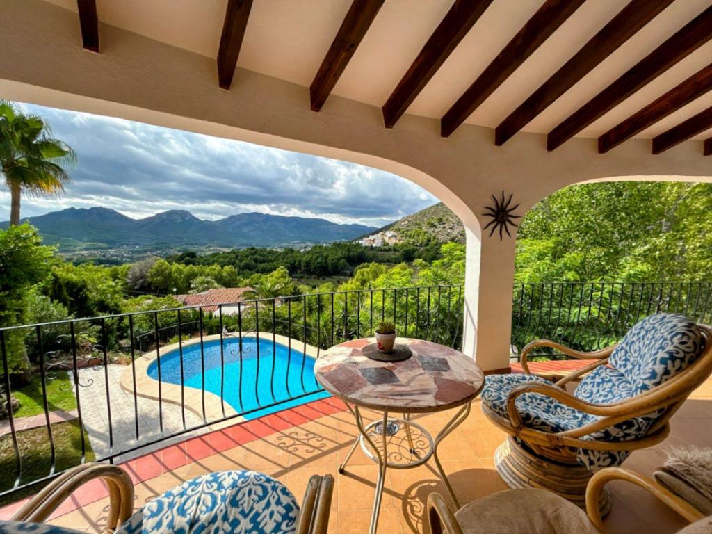 4 bed villa in Jalón