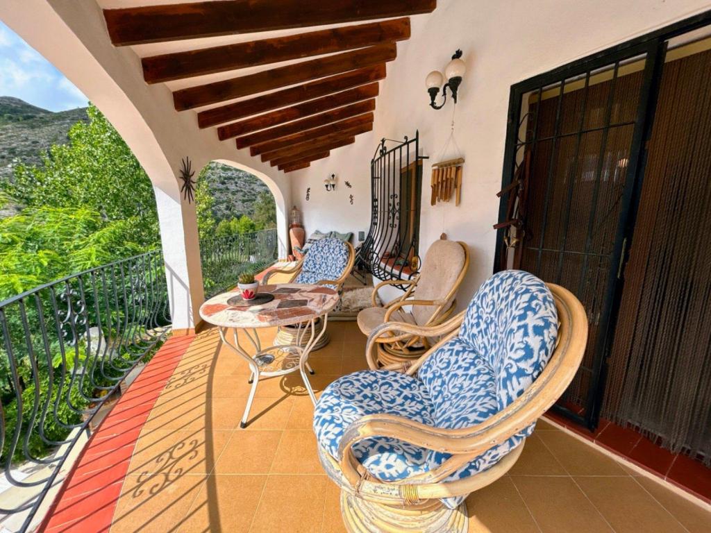 4 bed villa in Jalón