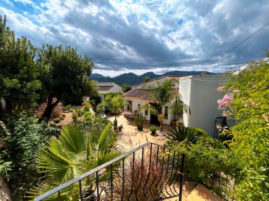 4 bed villa in Jalón