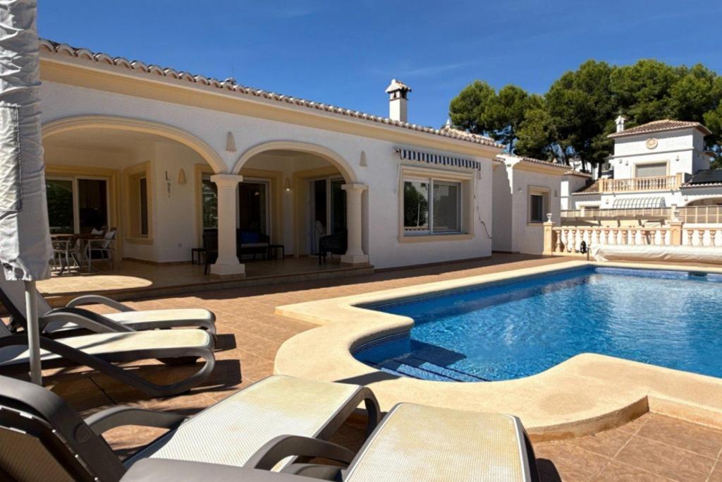 3 bed villa in Moraira