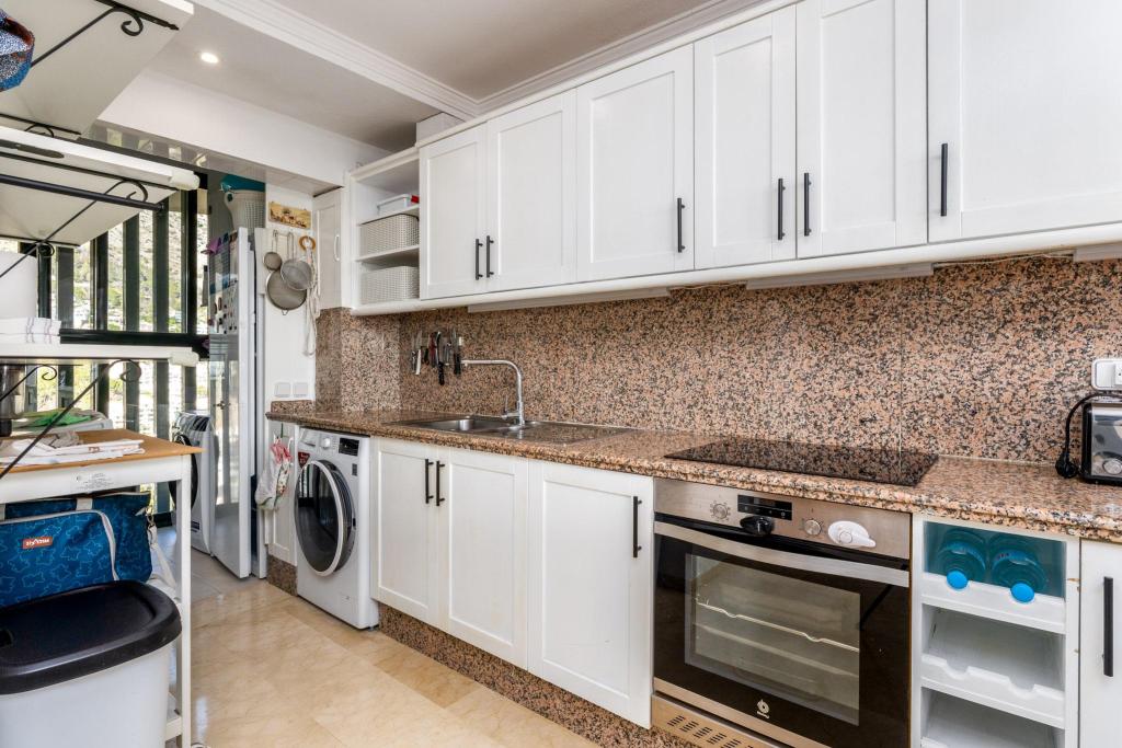 2 bed apartment in Altea