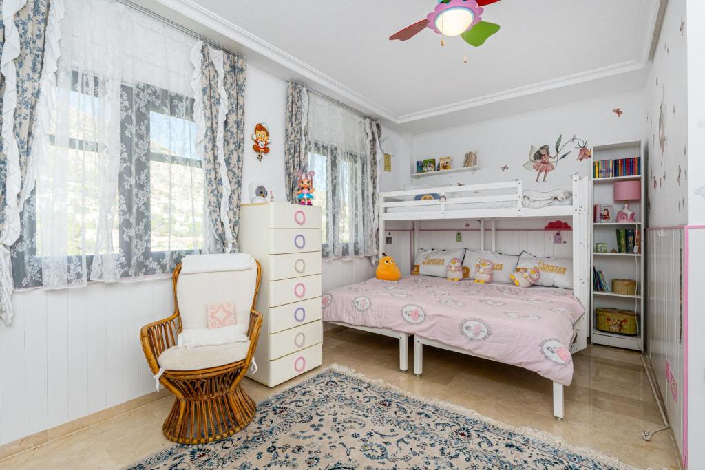 2 bed apartment in Altea