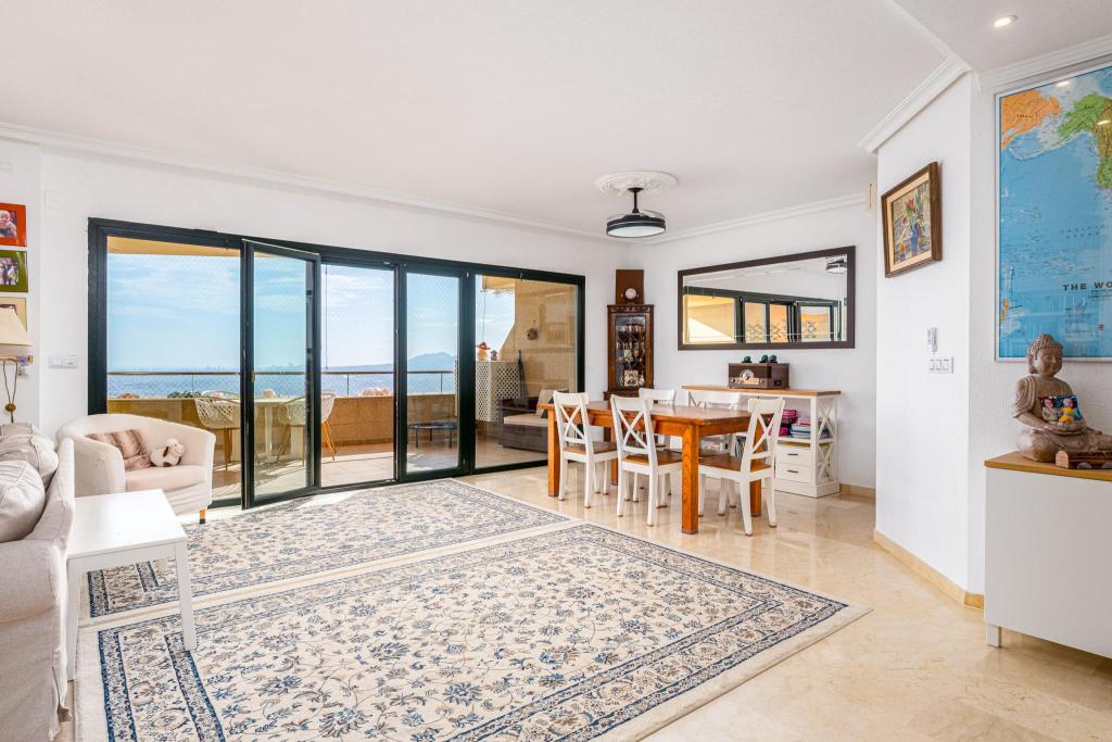 2 bed apartment in Altea