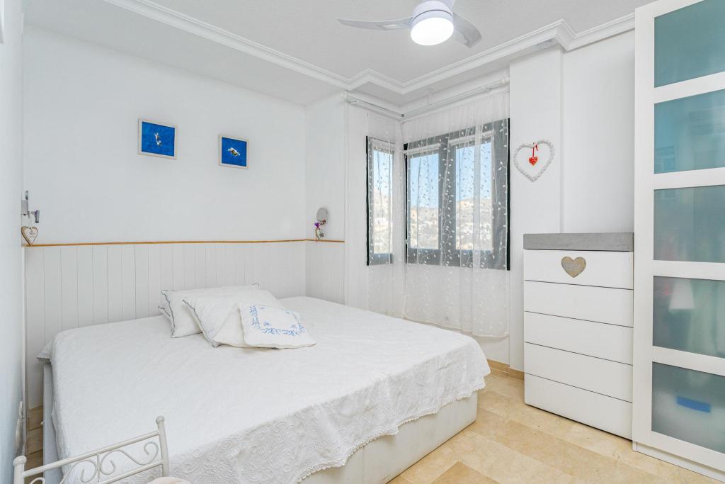 2 bed apartment in Altea