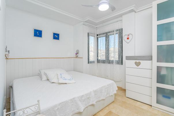 2 bed apartment in Altea