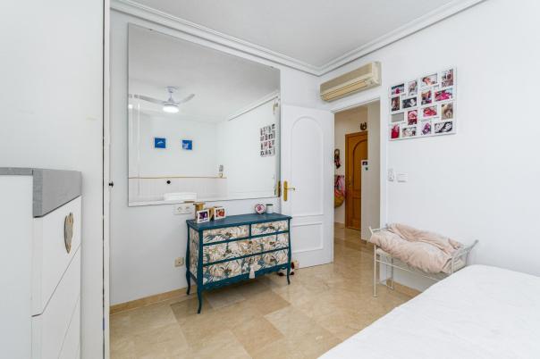 2 bed apartment in Altea