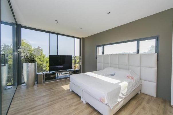 6 bed villa in Moraira