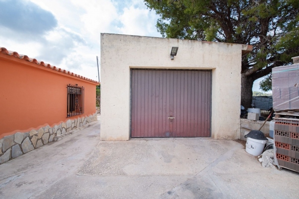 6 bed finca in Benissa