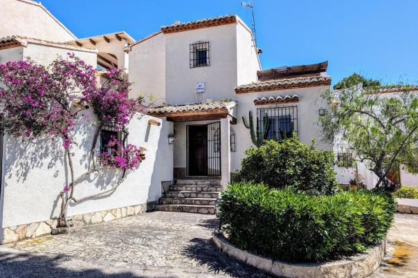 3 bed villa in Moraira