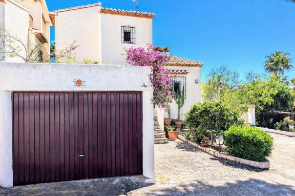 3 bed villa in Moraira