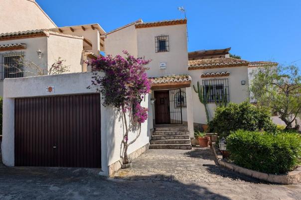 3 bed villa in Moraira