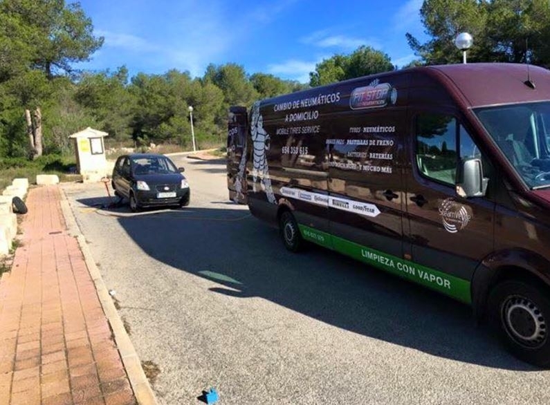 Steam Verde - Car Valeting, Upholstery, Rugs & Carpet Cleaning