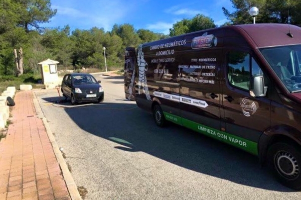 Steam Verde - Car Valeting, Upholstery, Rugs & Carpet Cleaning