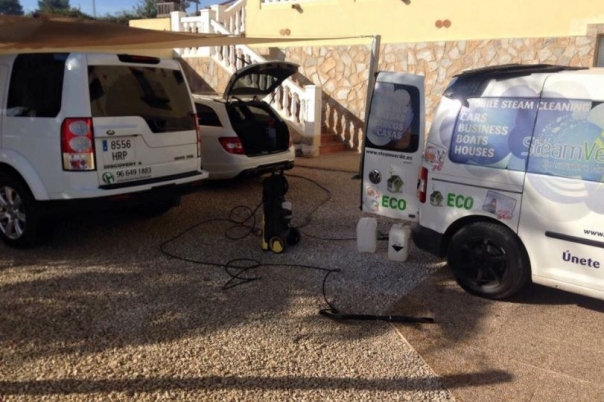 Steam Verde - Car Valeting, Upholstery, Rugs & Carpet Cleaning