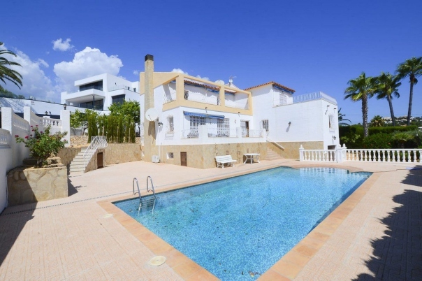 7 bed casa / chalet in Calpe / Calp