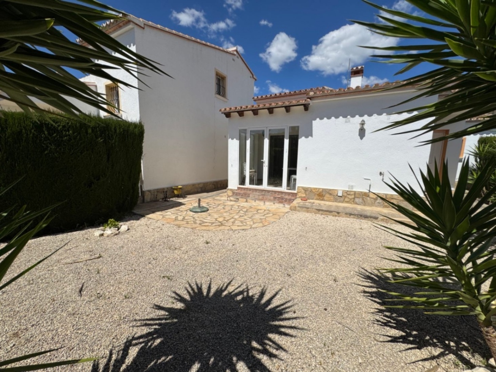2 bed bungalow in Benitachell