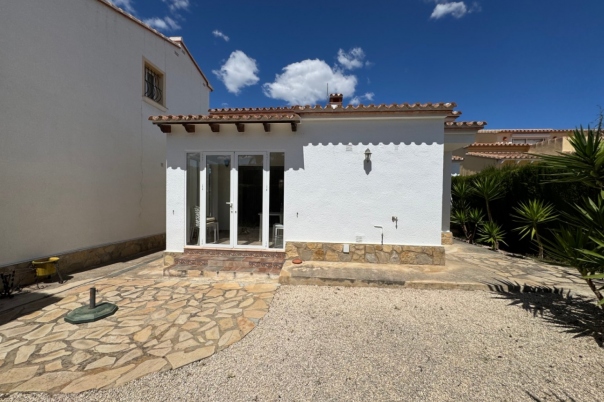 2 bed bungalow in Benitachell