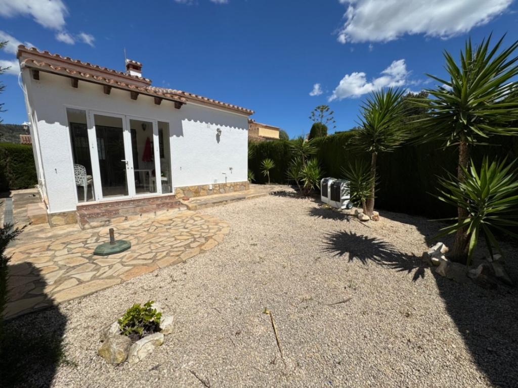 2 bed bungalow in Benitachell