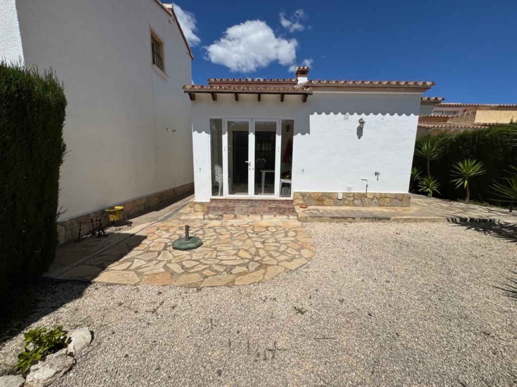 2 bed bungalow in Benitachell