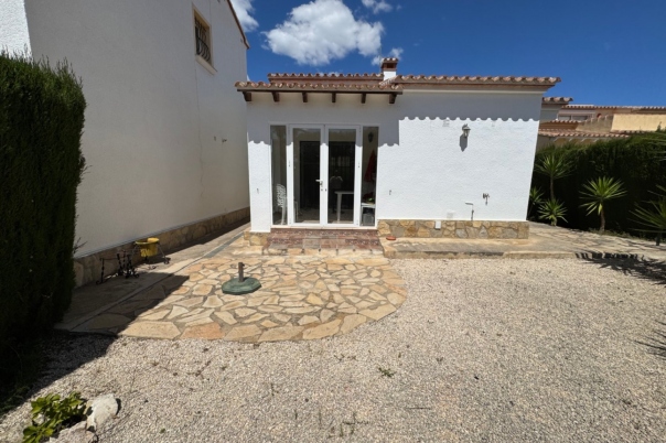 2 bed bungalow in Benitachell
