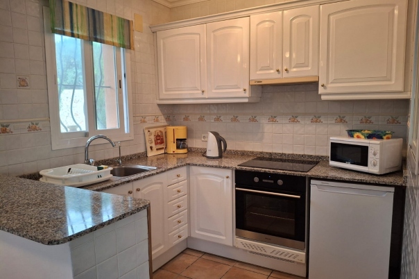 2 bed bungalow in Benitachell